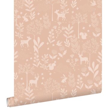 papel pintado bosque con animales del bosque rosa terracota